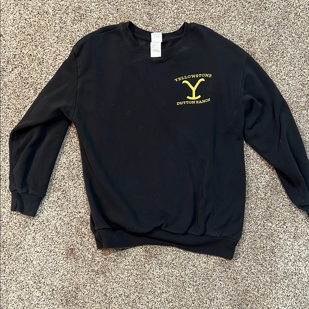 Black Yellowstone crewneck